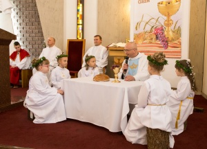Komunia%28052%29.jpg - Średni (szer. 300px)