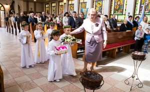 Komunia%28077%29.jpg - Średni (szer. 300px)